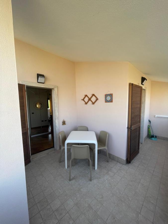 Flamingo Poetto Hotel กวาร์ตู ซานเตเลนา ภายนอก รูปภาพ